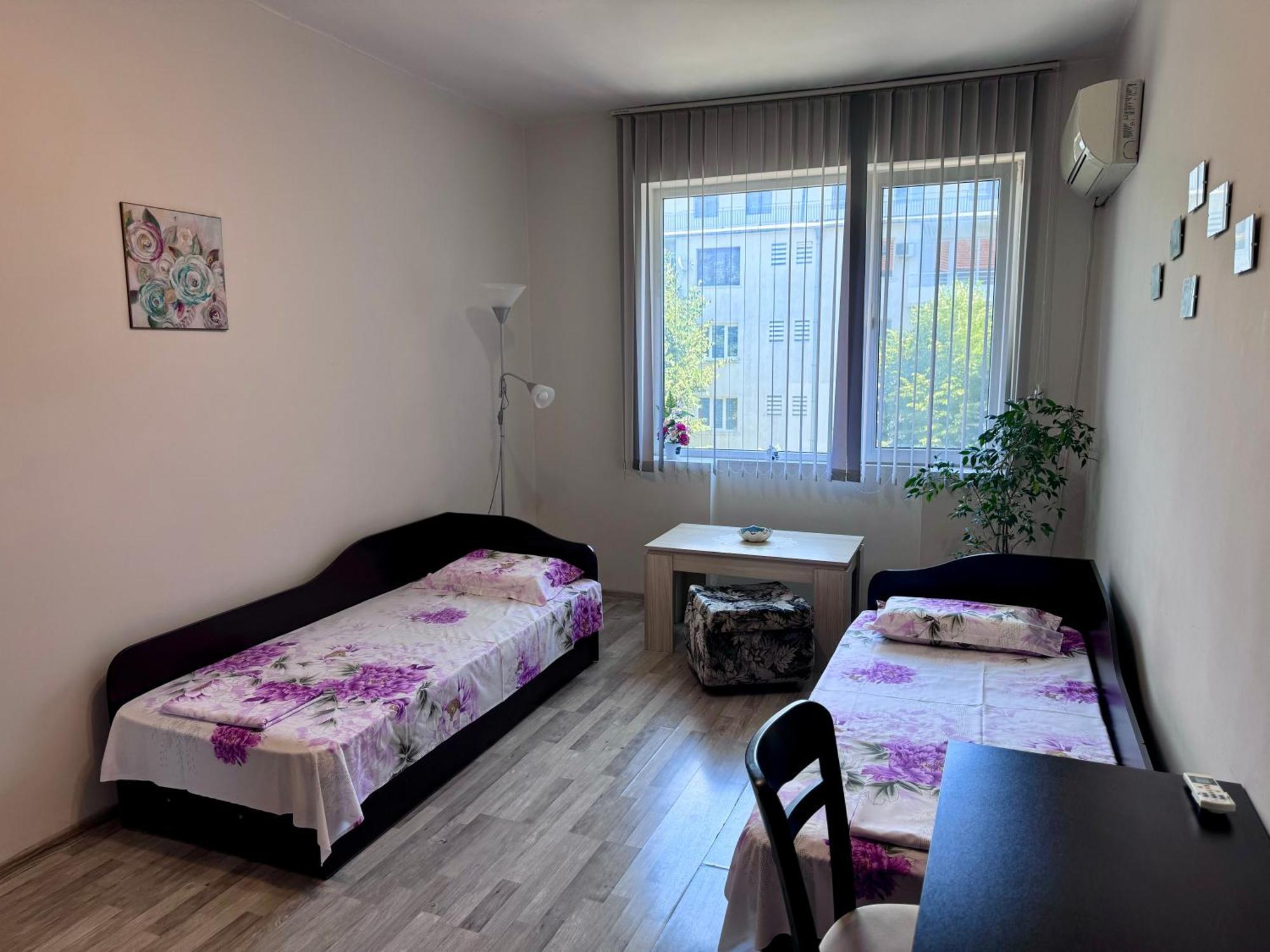Apartment Andrea Warna Exterior foto