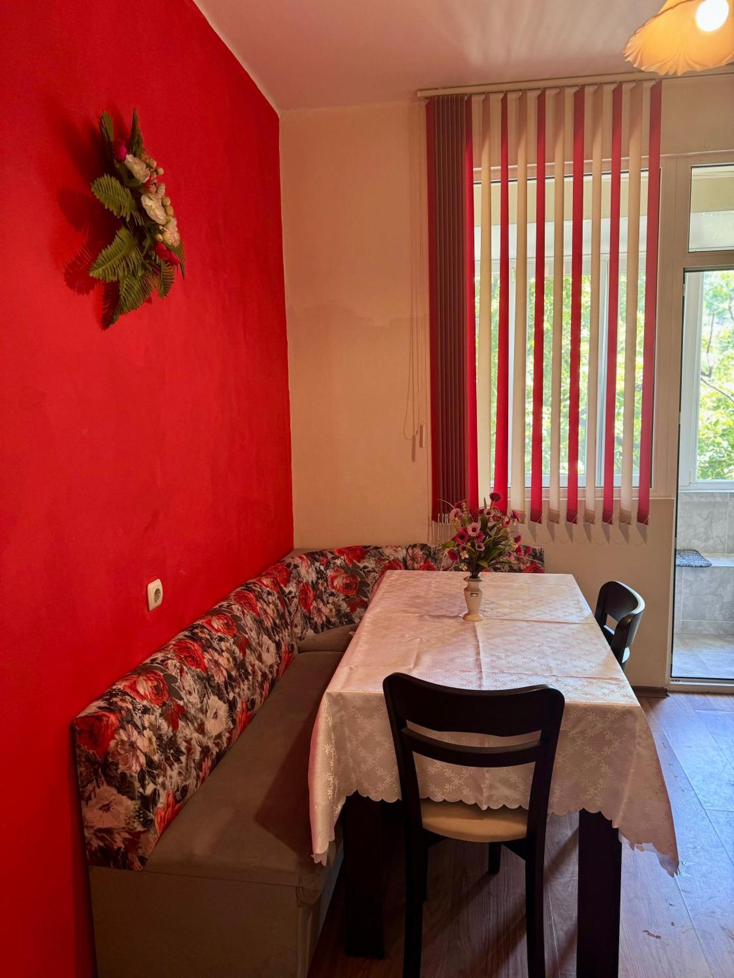 Apartment Andrea Warna Exterior foto