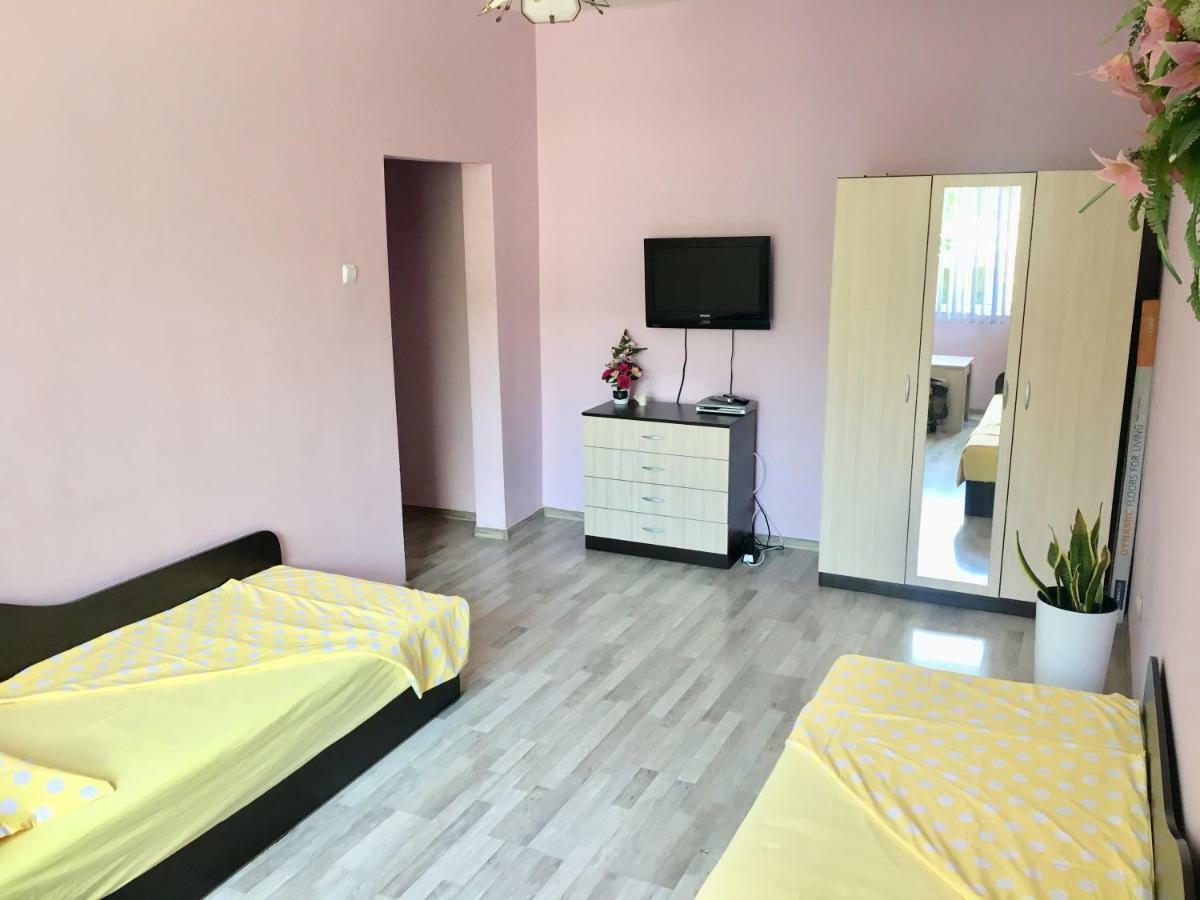 Apartment Andrea Warna Exterior foto