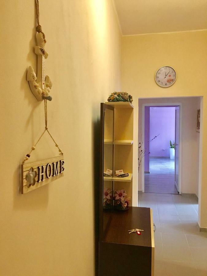 Apartment Andrea Warna Exterior foto